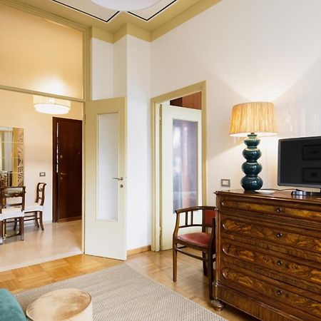 Easylife - Dimora Di Classe In Zona Conciliazione Milan Exterior photo